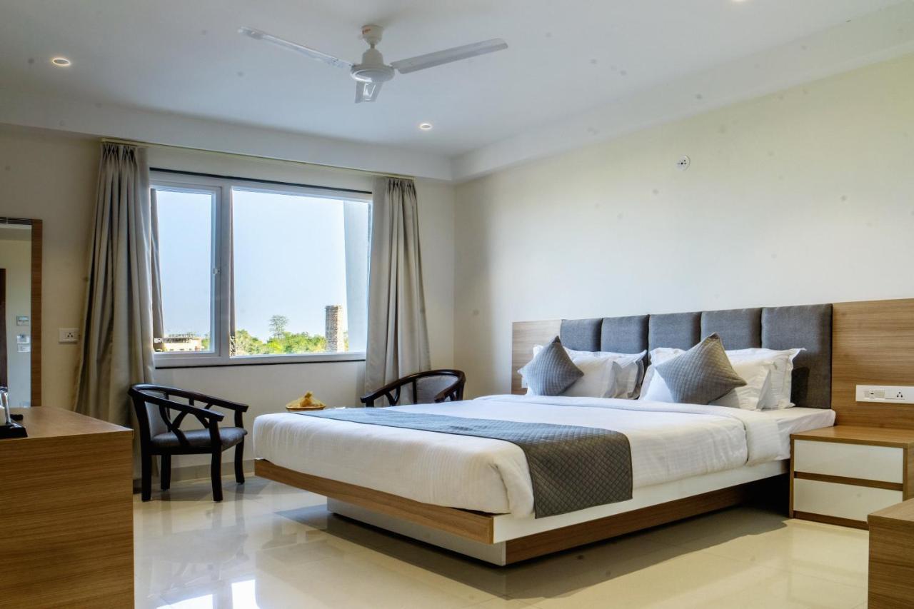 The Mangal View Residency - A Luxury Boutique Business Hotel Udaipur Luaran gambar
